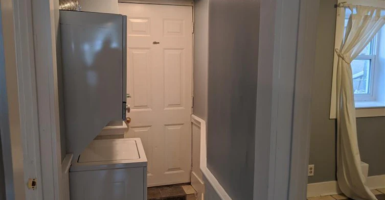 LOWER-98 West Avenue N, Hamilton, ON, L8L 5C3 - 8