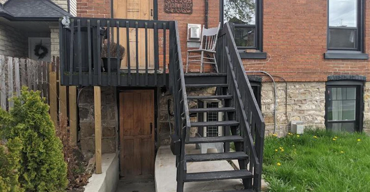 LOWER-98 West Avenue N, Hamilton, ON, L8L 5C3 - 2