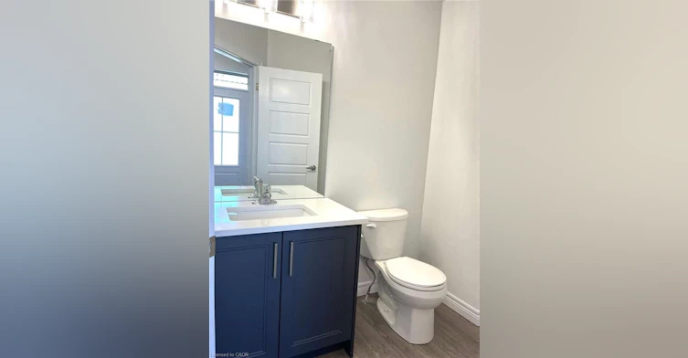132 Doan Drive, Komoka, ON, N0L 1R0 - 10