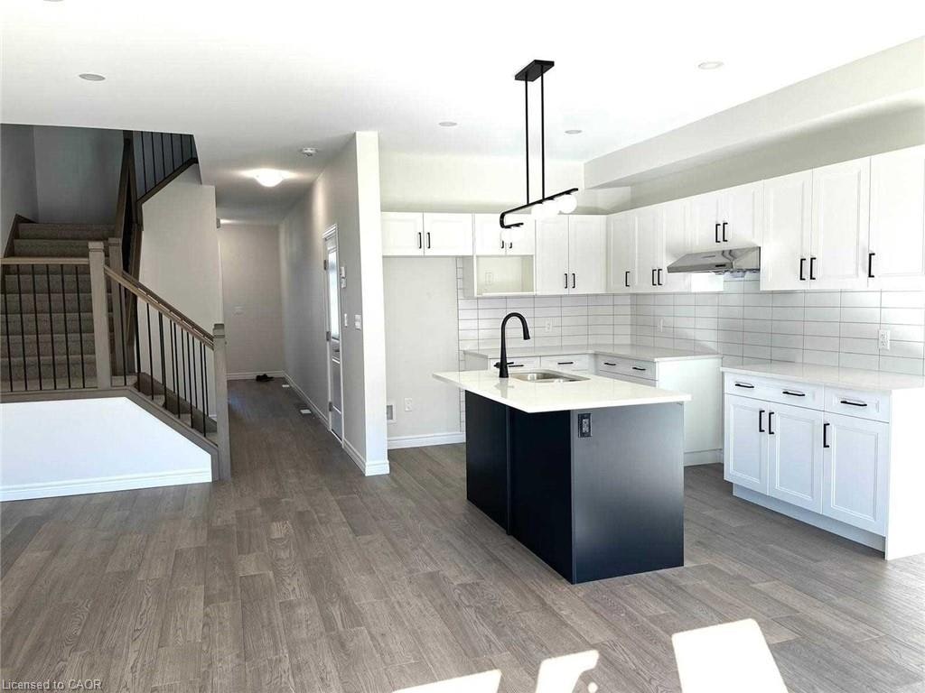 132 Doan Drive, Komoka, ON, N0L 1R0 - 11