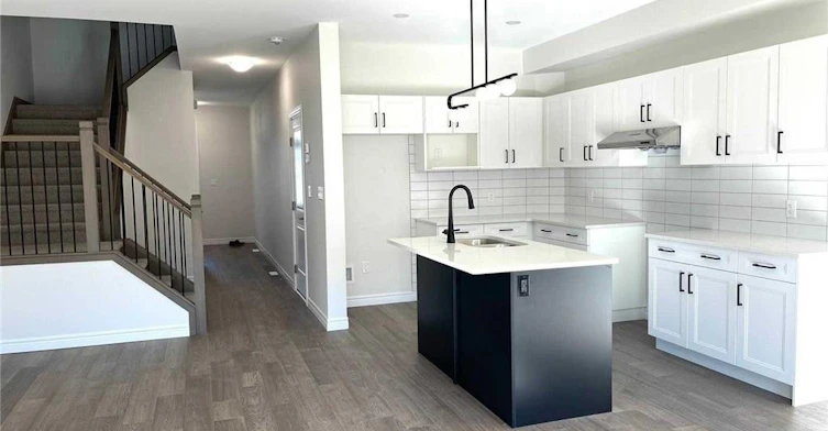 132 Doan Drive, Komoka, ON, N0L 1R0 - 11