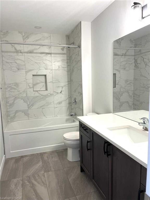 132 Doan Drive, Komoka, ON, N0L 1R0 - 4