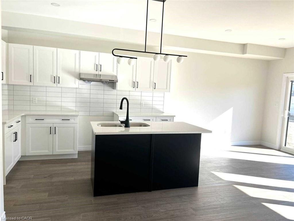 132 Doan Drive, Komoka, ON, N0L 1R0 - 13