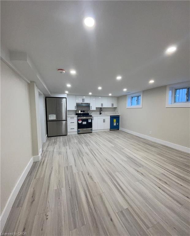 LOWER-264 Thayer Avenue, Hamilton, ON, L9A 1J7 - 5