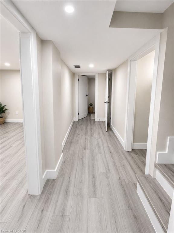 LOWER-264 Thayer Avenue, Hamilton, ON, L9A 1J7 - 7