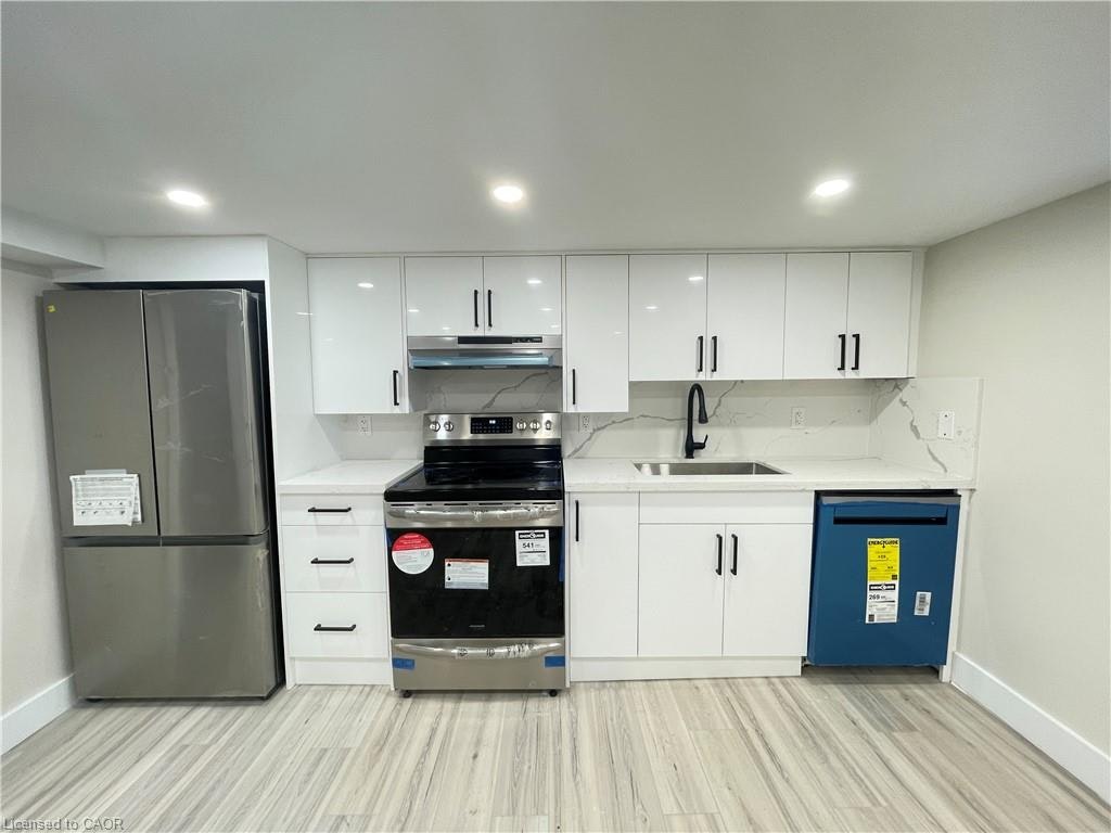LOWER-264 Thayer Avenue, Hamilton, ON, L9A 1J7 - 3