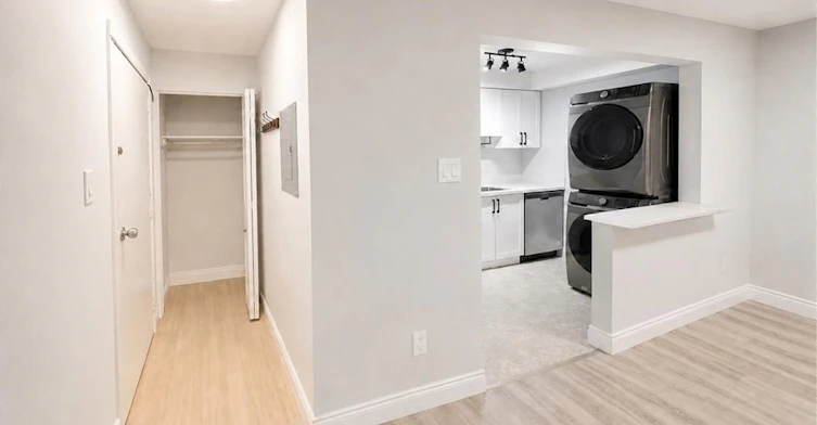 2-2403 Lakeshore Boulevard W, Toronto, ON, M8V 1C5 - 2