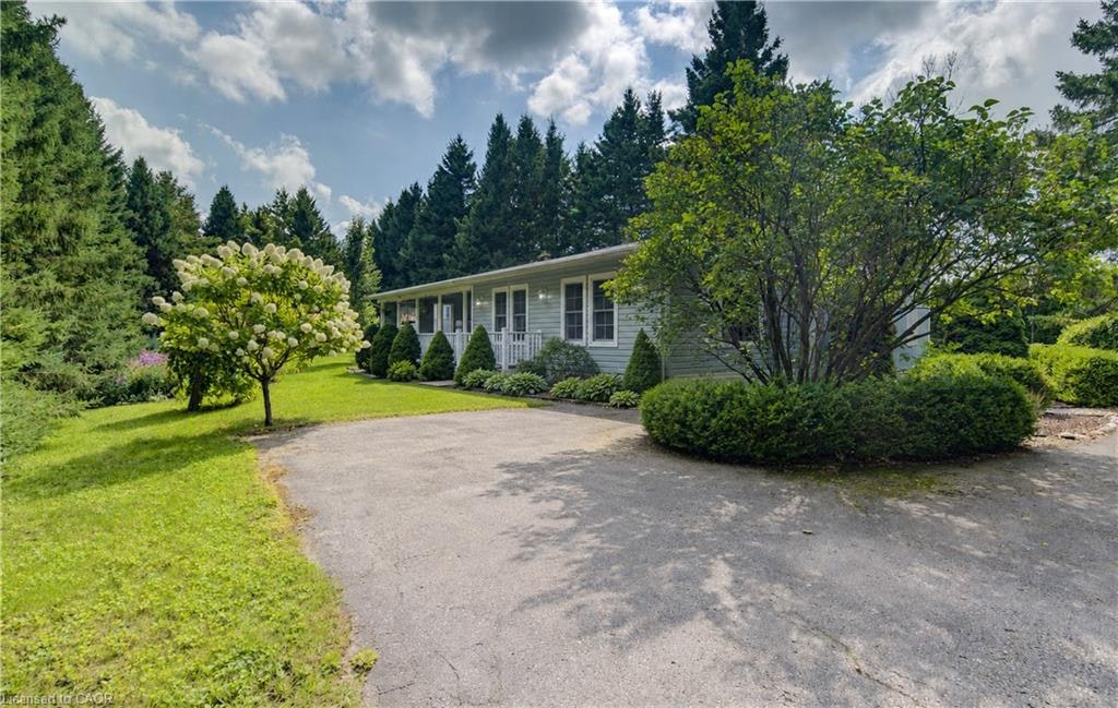30 Grand Vista Crescent, Wellington North, ON, N0G 2L0