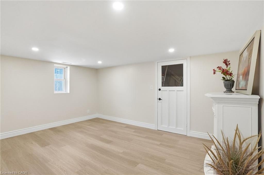 894 Garth Street, Hamilton, ON, L9G 4K9 - 25