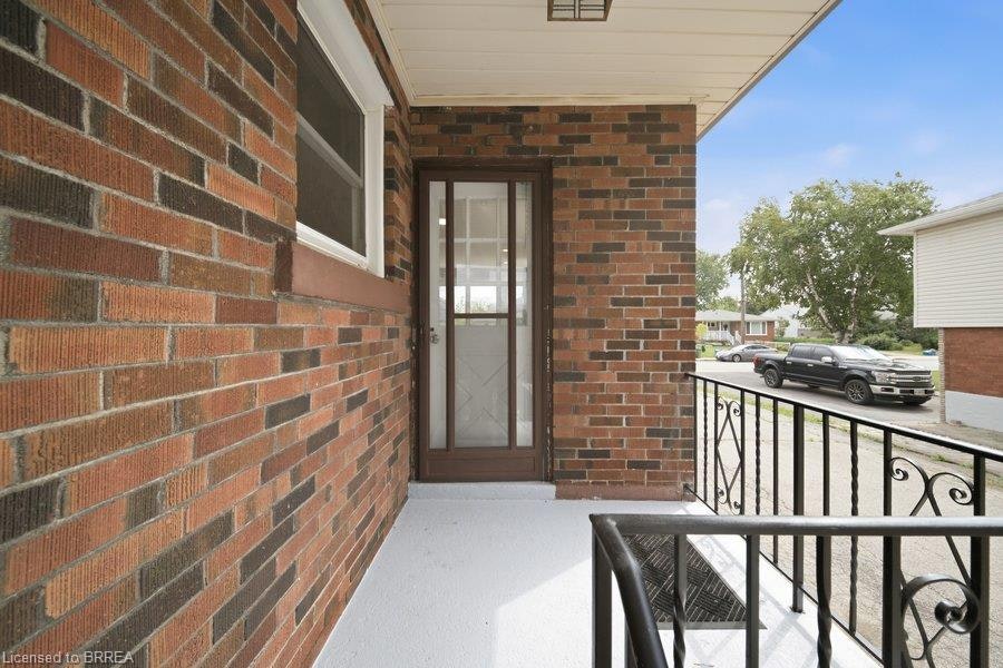 310 Caledon Avenue, Hamilton, ON, L9C 3E2 - 24