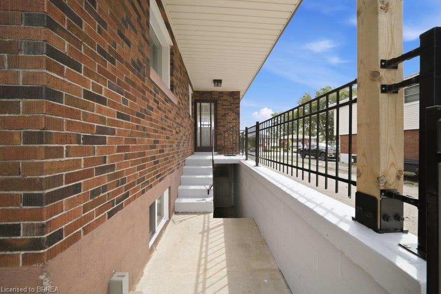 310 Caledon Avenue, Hamilton, ON, L9C 3E2 - 25