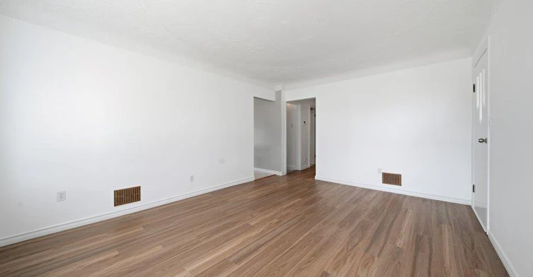 310 Caledon Avenue, Hamilton, ON, L9C 3E2 - 8