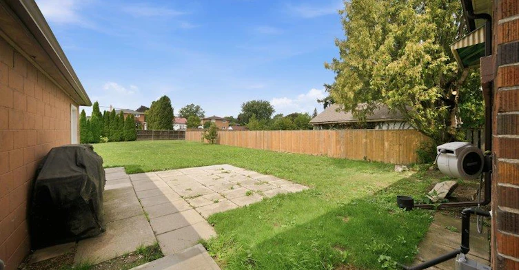310 Caledon Avenue, Hamilton, ON, L9C 3E2 - 26