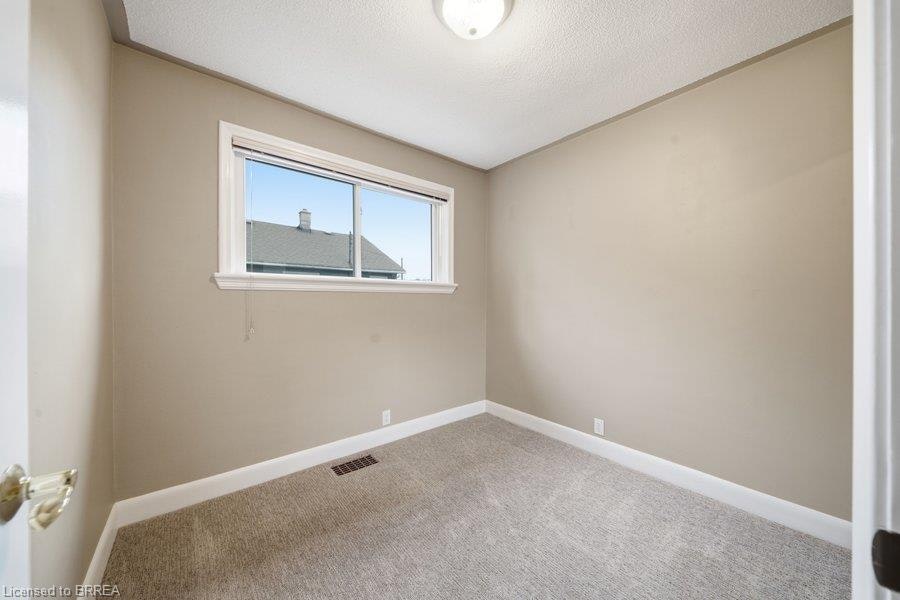 310 Caledon Avenue, Hamilton, ON, L9C 3E2 - 17