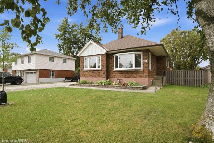 310 Caledon Avenue, Hamilton, ON, L9C 3E2 - 3