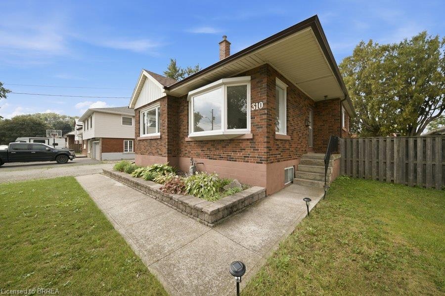 310 Caledon Avenue, Hamilton, ON, L9C 3E2 - 5