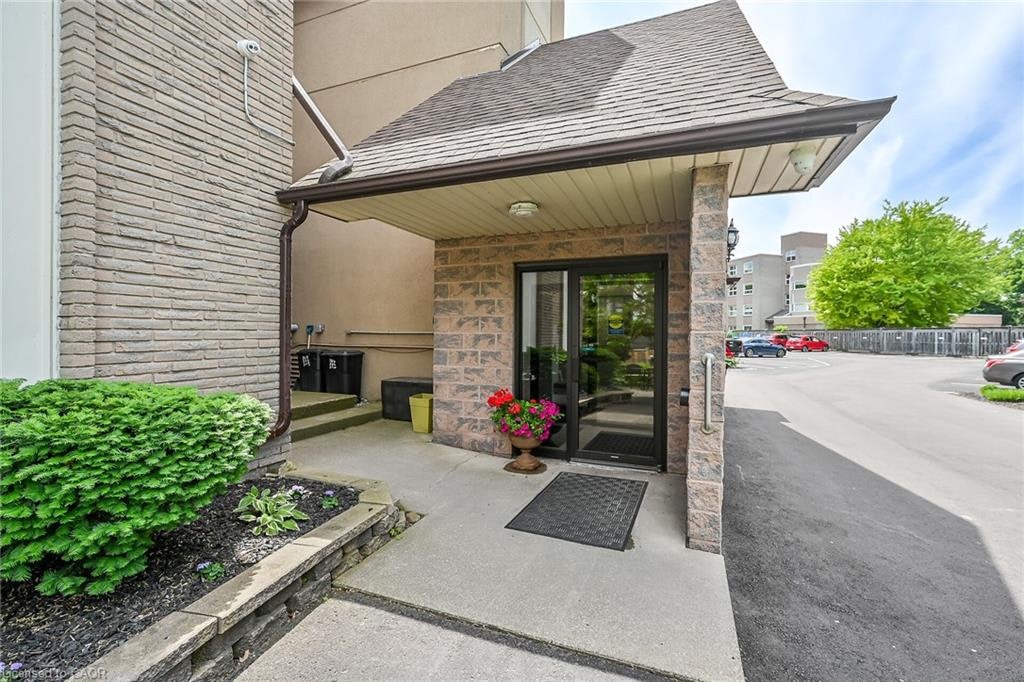 202-20 John Street, Grimsby, ON, L3M 1X5 - 19