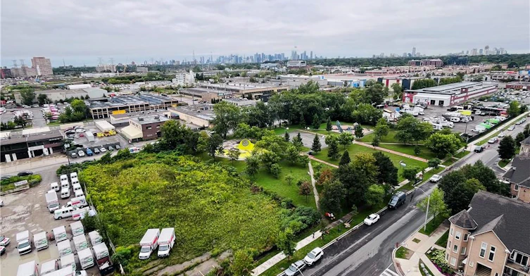 1208-160 Vanderhoof Avenue, Toronto, ON, M4G 0B7 - 26