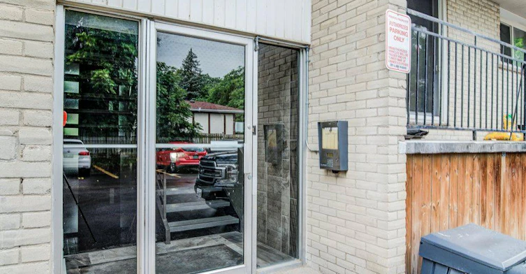 3-317 Erb Street W, Waterloo, ON, N2L 1W4 - 3