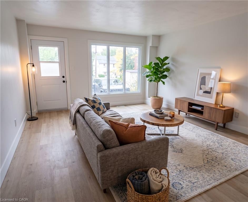 A-120 Beverly Street, Cambridge, ON, N1R 3Z7 - 2