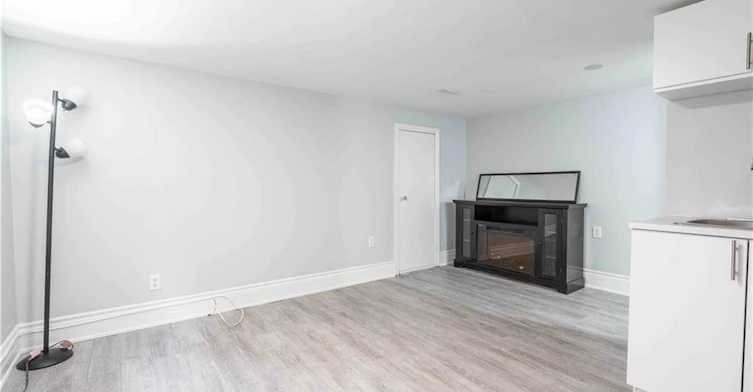 B-73 West 3rd Street, Hamilton, ON, L9C 3K2 - 7