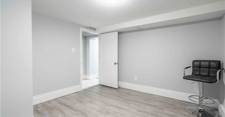 B-73 West 3rd Street, Hamilton, ON, L9C 3K2 - 13
