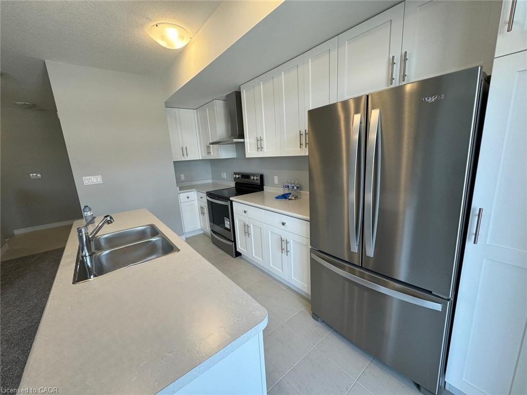 38-76 Lomond Lane, Kitchener, ON, N2R 0T6 - 3