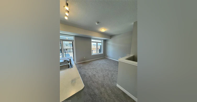 38-76 Lomond Lane, Kitchener, ON, N2R 0T6 - 4