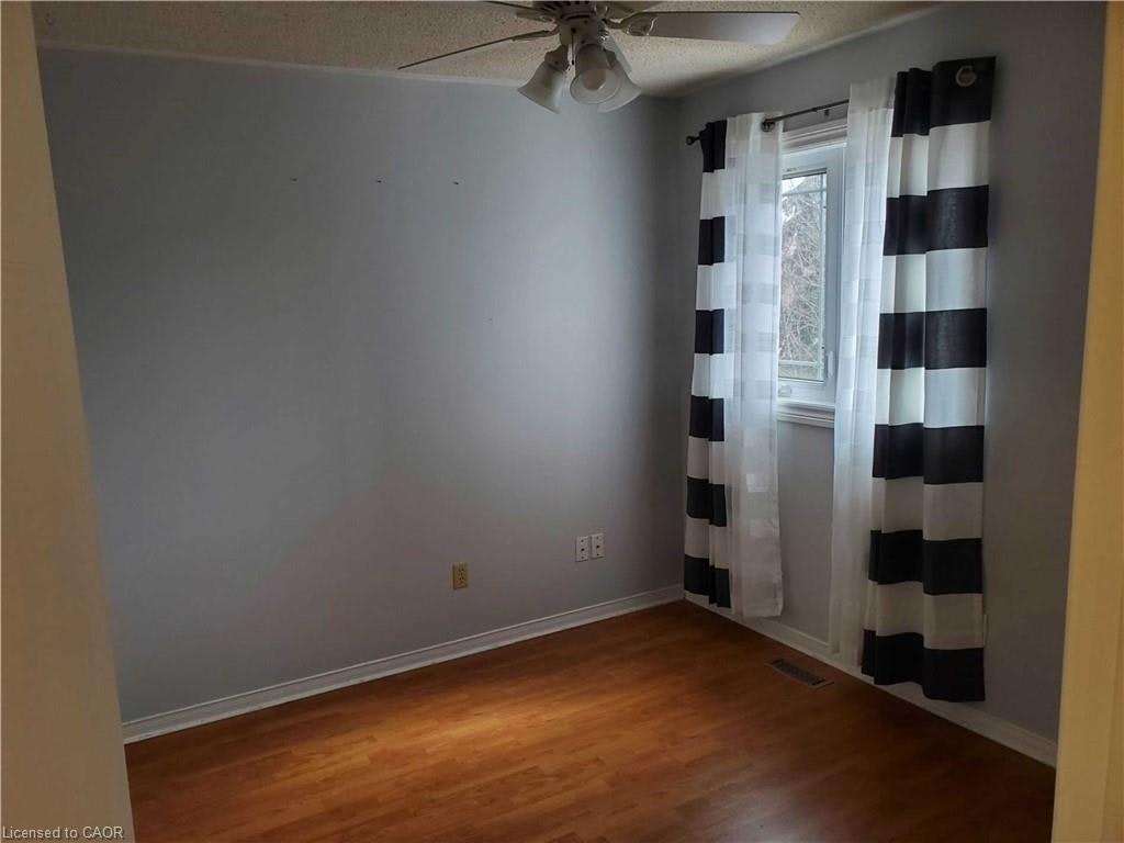 14 Newdale Place, Brampton, ON, L6S 5Z2 - 5