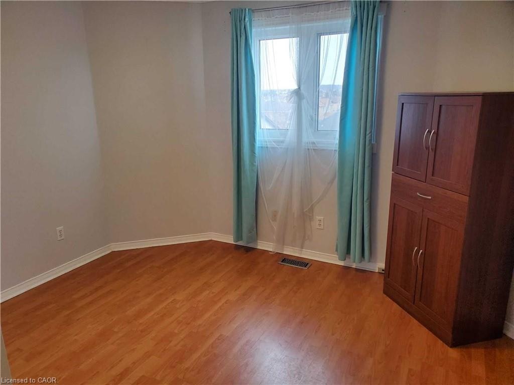 14 Newdale Place, Brampton, ON, L6S 5Z2 - 6