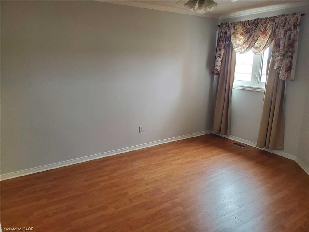 14 Newdale Place, Brampton, ON, L6S 5Z2 - 4