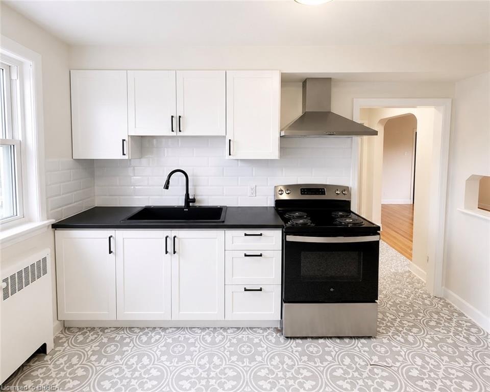 4-11 Sheridan Street, Brantford, ON, N3T 2P7 - 3