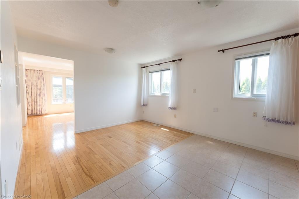 211 Sleaford Street, Waterloo, ON, N2J 4Z8 - 8