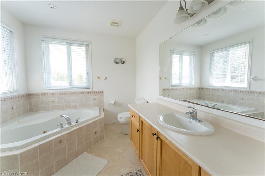 211 Sleaford Street, Waterloo, ON, N2J 4Z8 - 23