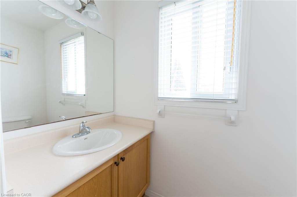 211 Sleaford Street, Waterloo, ON, N2J 4Z8 - 5