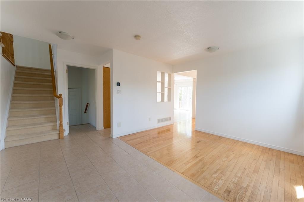 211 Sleaford Street, Waterloo, ON, N2J 4Z8 - 7
