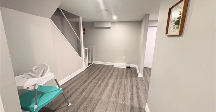 Basement-148 Oakland Drive, Hamilton, ON, L8E 1B6 - 9