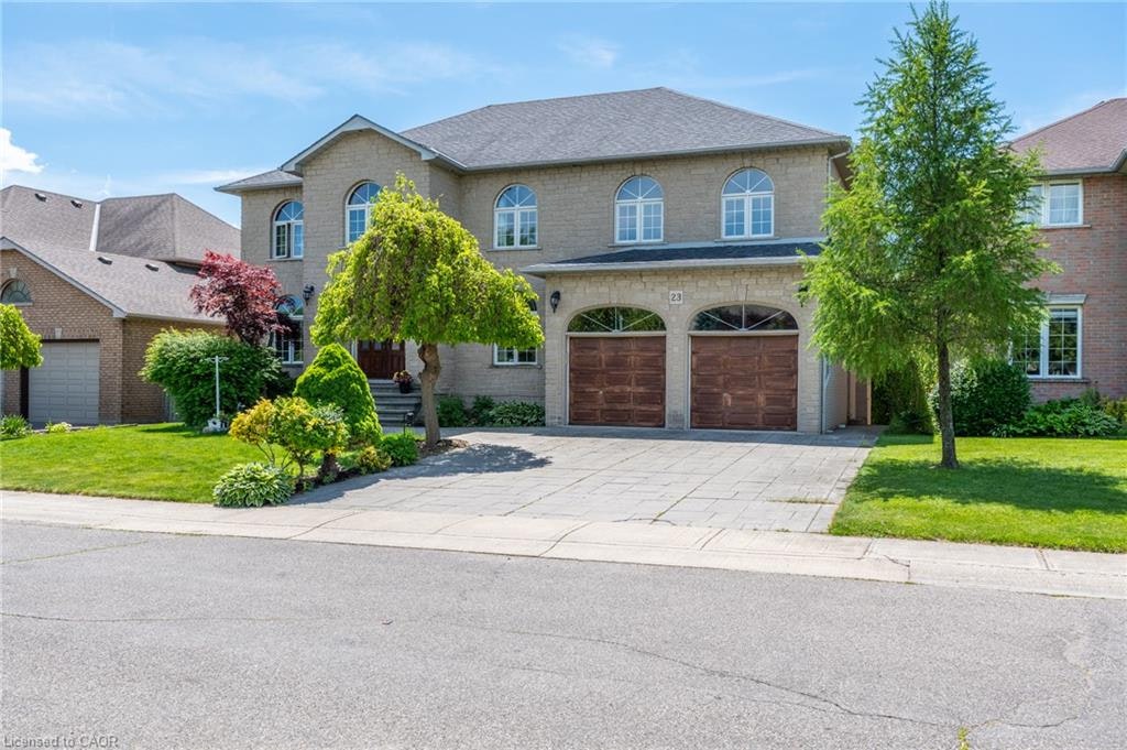 23 Susan Drive, Hamilton, ON, L9C 7R1