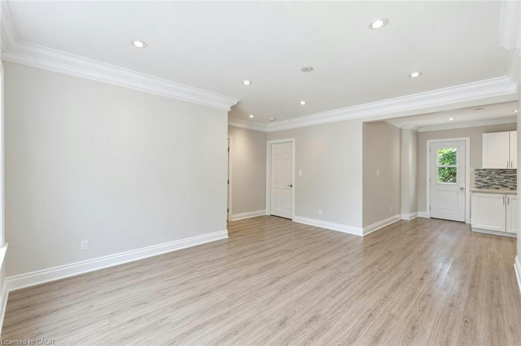 90 King Street W, Hamilton, ON, L8G 1H8 - 2