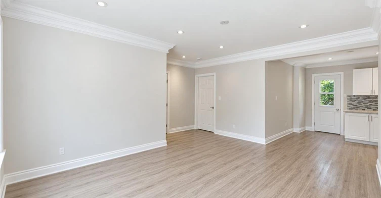 90 King Street W, Hamilton, ON, L8G 1H8 - 2