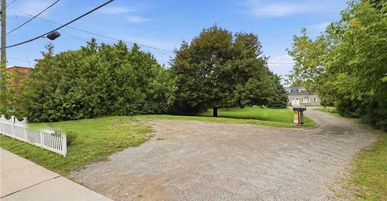 90 King Street W, Hamilton, ON, L8G 1H8 - 12