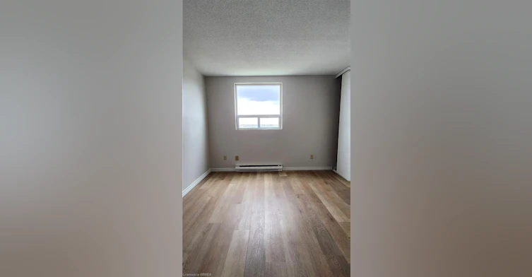501-421 Fairview Drive, Brantford, ON, N3R 7M3 - 23