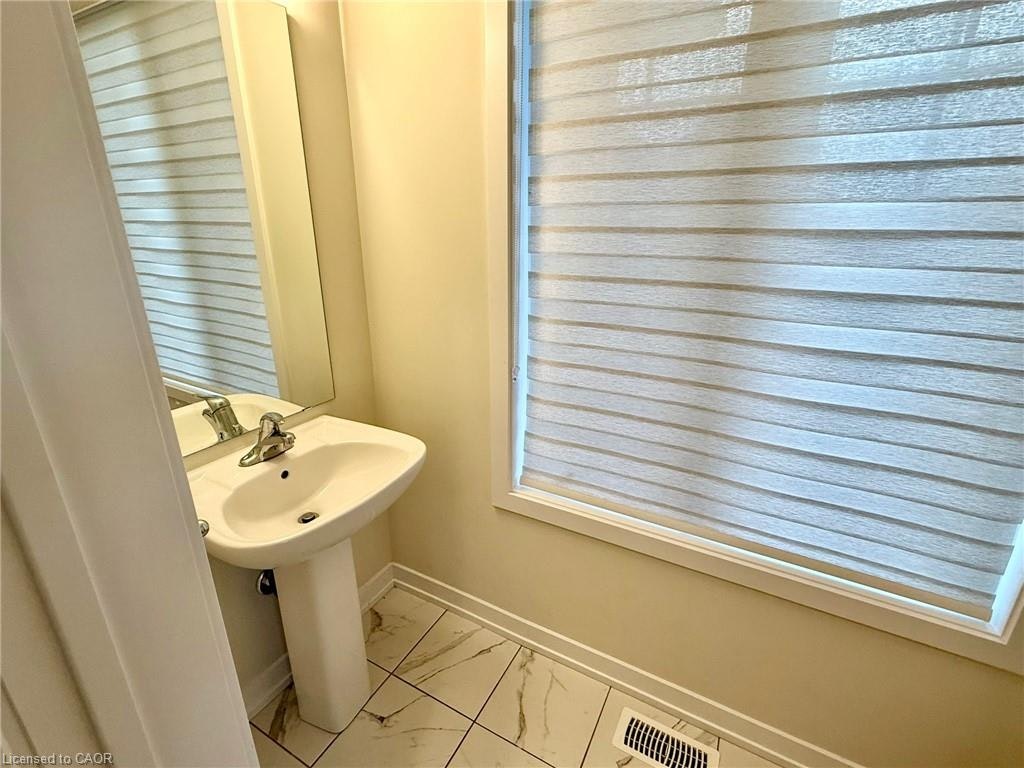 24 Owl Lane, Cayuga, ON, N3W 0G5 - 4
