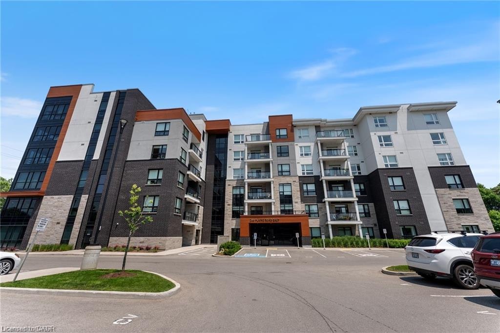 202-340 Plains Road E, Burlington, ON, L7T 0C2