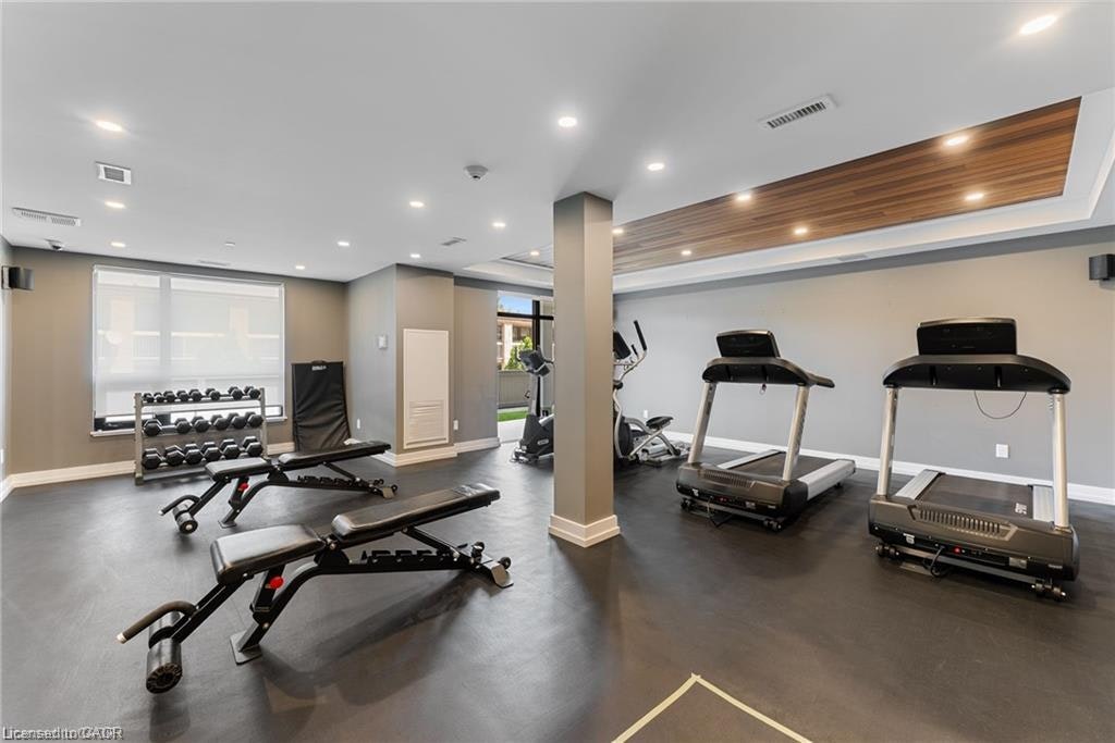 202-340 Plains Road E, Burlington, ON, L7T 0C2 - 7