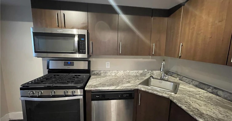 2-4 Ottawa Street N, Hamilton, ON, L8H 3Y7 - 2