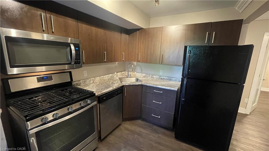 2-4 Ottawa Street N, Hamilton, ON, L8H 3Y7 - 3