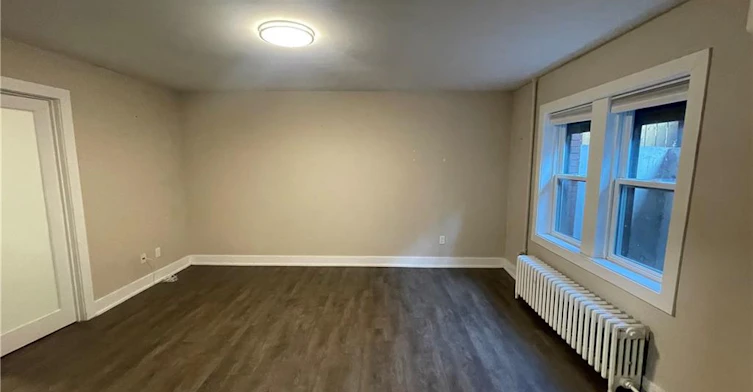 2-4 Ottawa Street N, Hamilton, ON, L8H 3Y7 - 5