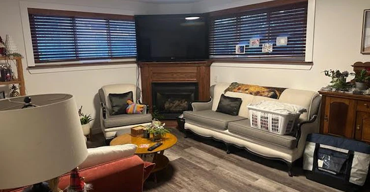 Lower-694 Niagara Street, St. Catharines, ON, L2M 3R9 - 3