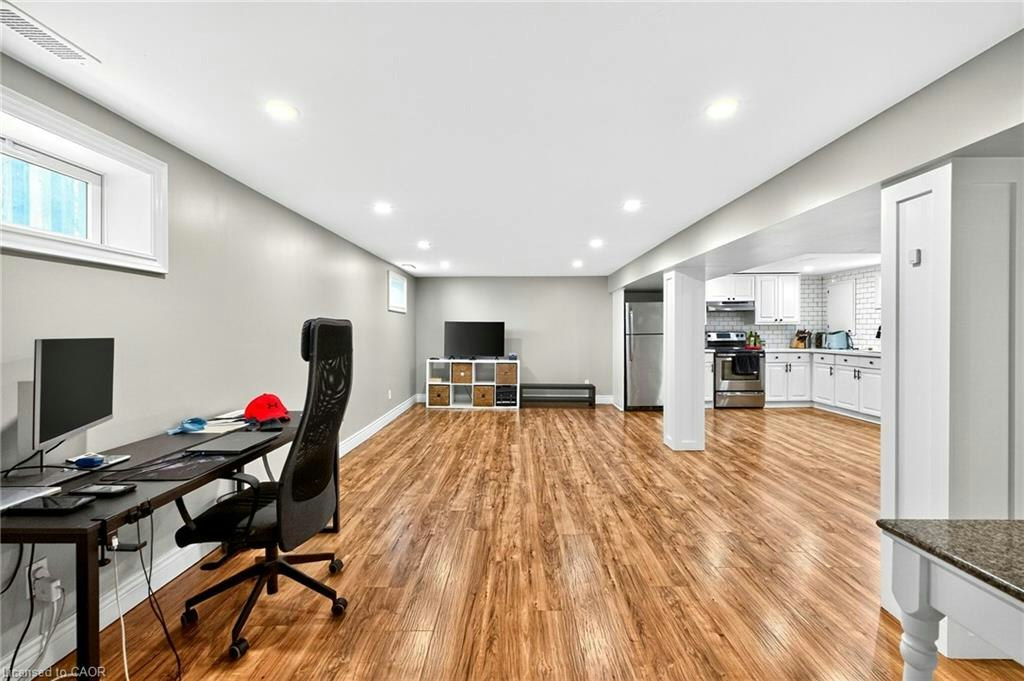 Lower-312 East 45th Street, Hamilton, ON, L8T 3K8 - 8